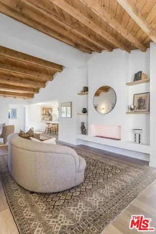 $1,298,000 | 5736 Denny Avenue, North Hollywood, CA 91601