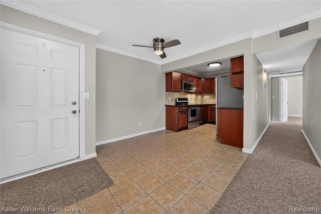 2309 Walton Boulevard, Unit 36 Rochester Hills, MI 48309 - Photo 11 of 24