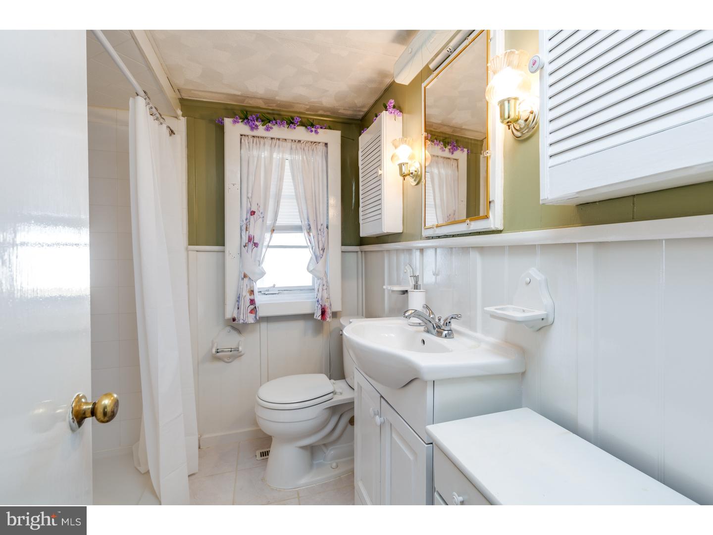 327 Collins Lane Maple Shade, NJ 08052 - Photo 18 of 23