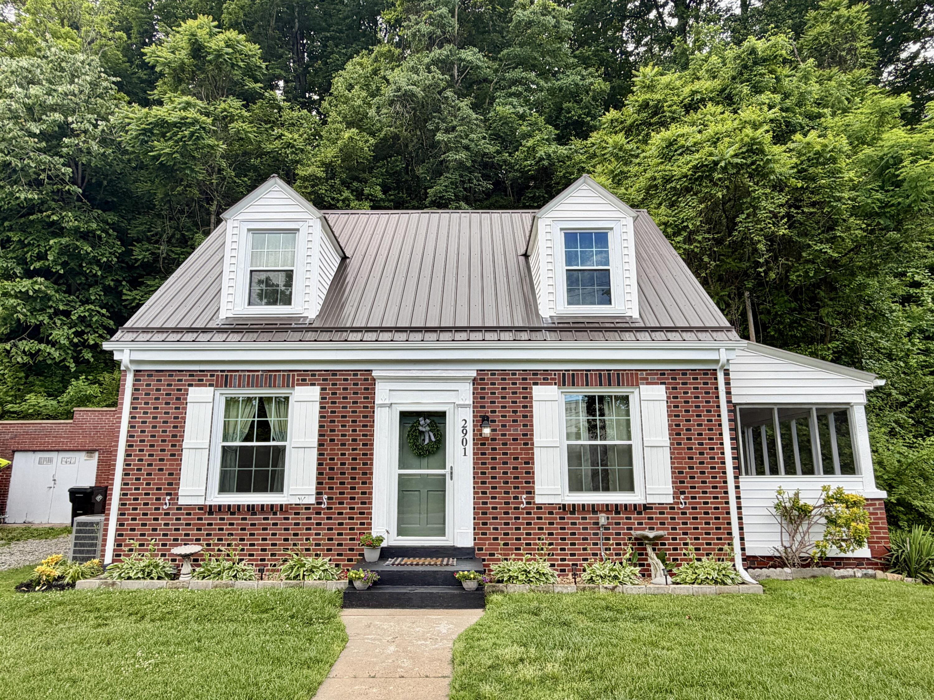 2901 Riverside Drive Bassett, VA 24055 - Photo 2 of 38 IMG_2884