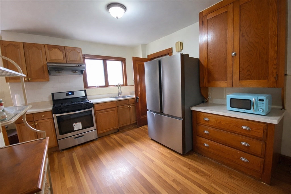 23 Menotomy Road, Unit 1 Arlington, MA 02476 - Photo 5 of 13