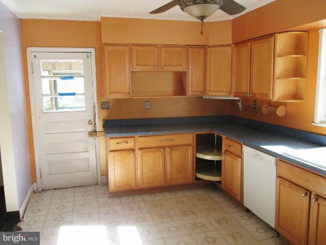 6934 Montgomery Road Elkridge, MD 21075 - Photo 7 of 15 Kitchen