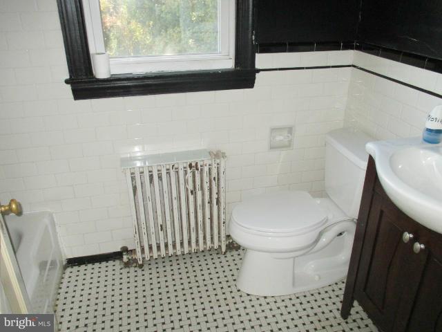 6934 Montgomery Road Elkridge, MD 21075 - Photo 8 of 15 Bath