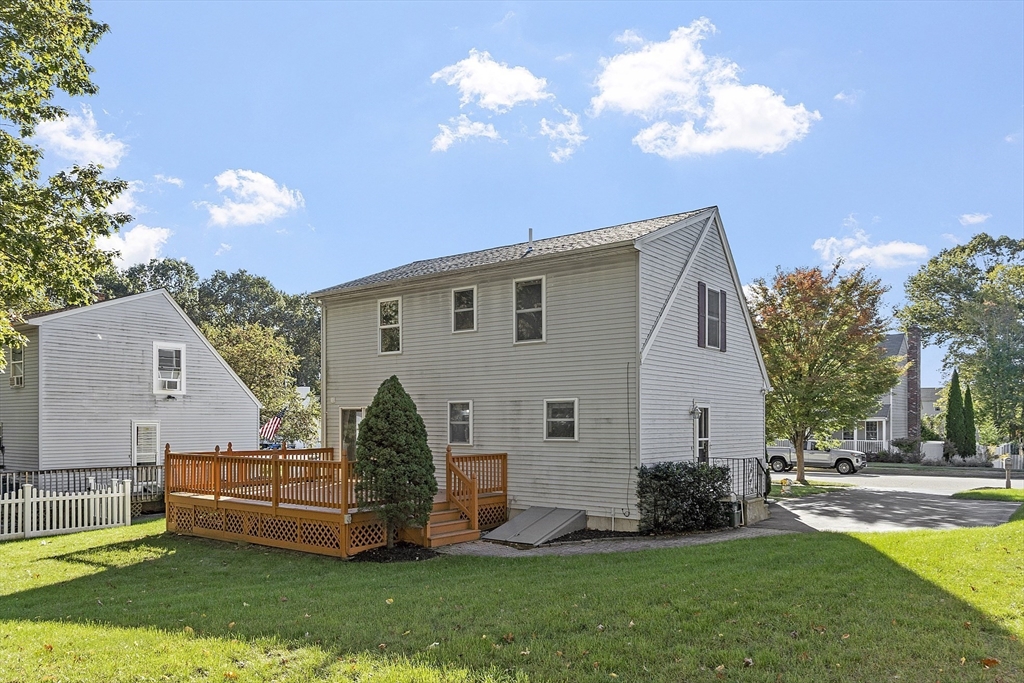 59 Santoro Road Worcester, MA 01606 - Photo 8 of 40 Gallery Image 8