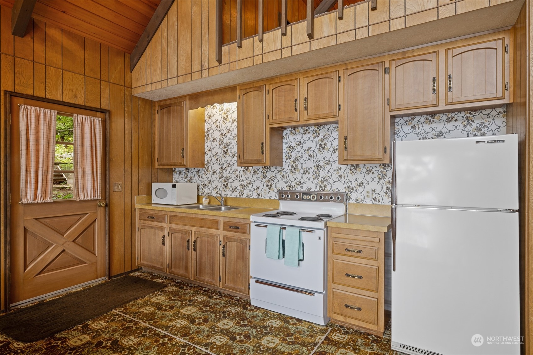 192 Longfellow Road Port Angeles, WA 98363 - Photo 6 of 40 Gallery Image 6