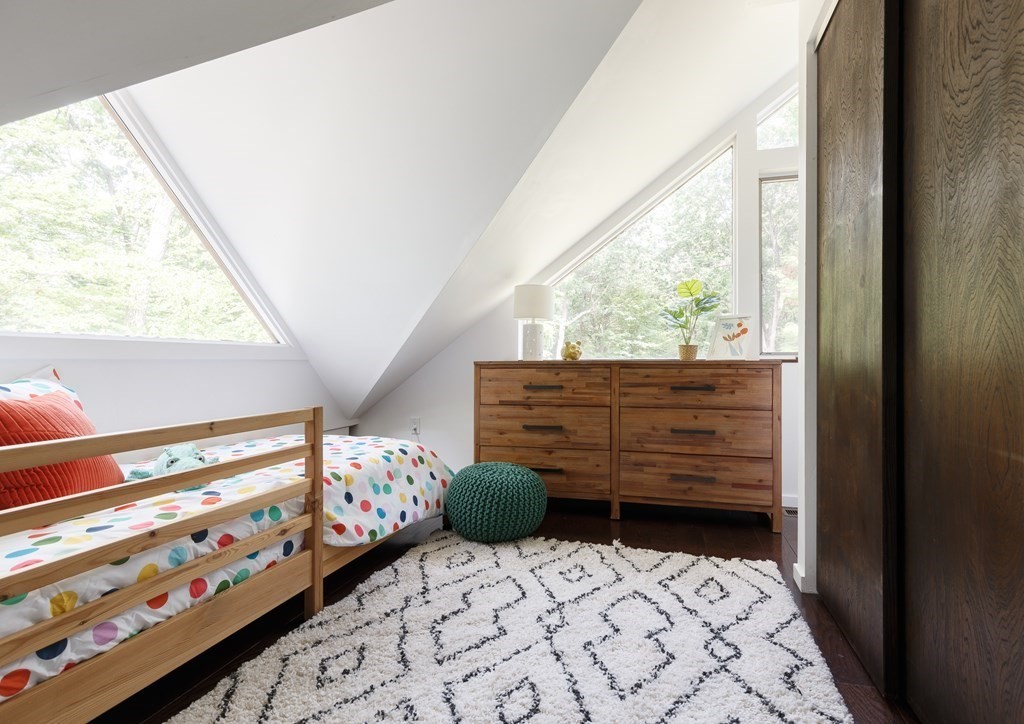 8 Hawk Hill Road Lincoln, MA 01773 - Photo 28 of 33