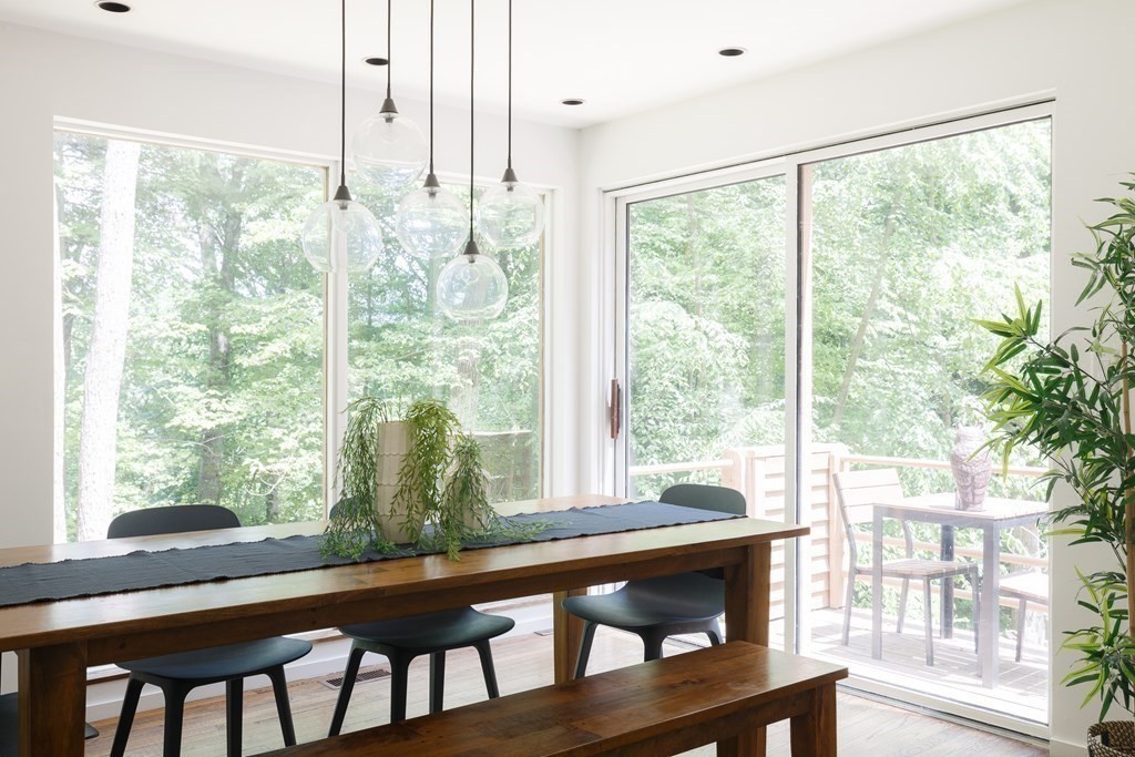 8 Hawk Hill Road Lincoln, MA 01773 - Photo 5 of 33