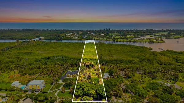 $2,500,000 | 11765 Southeast Laurel Lane, Hobe Sound, FL 33455