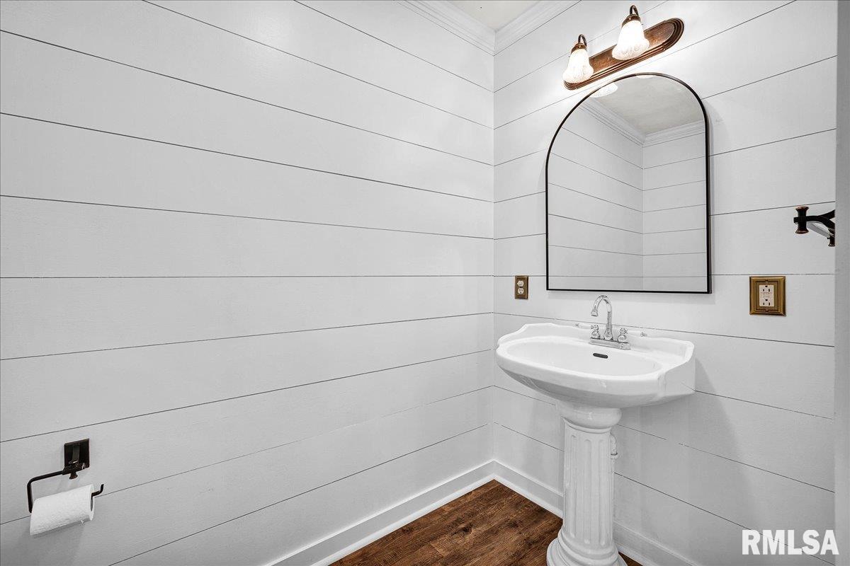 801 West 3rd Street Delavan, IL 61734 - Photo 19 of 45