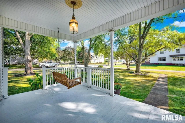 $224,000 | 801 West 3rd Street, Delavan, IL 61734