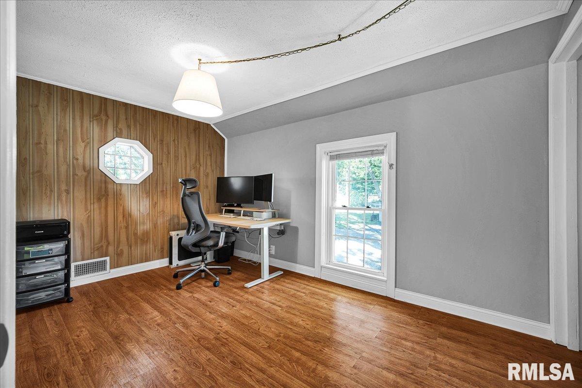 801 West 3rd Street Delavan, IL 61734 - Photo 24 of 45