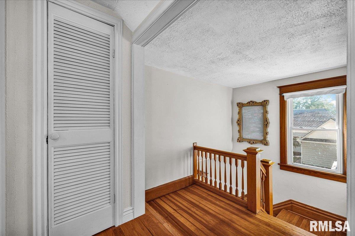 801 West 3rd Street Delavan, IL 61734 - Photo 25 of 45