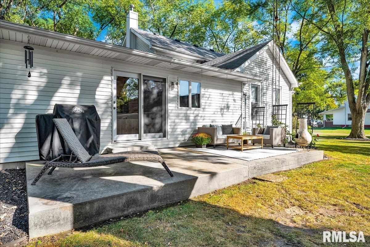 801 West 3rd Street Delavan, IL 61734 - Photo 27 of 45