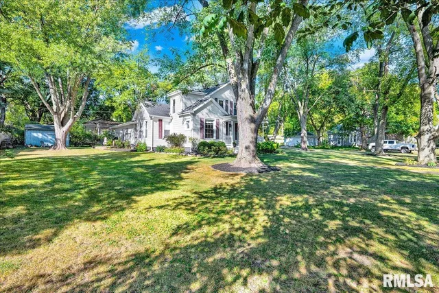 $224,000 | 801 West 3rd Street, Delavan, IL 61734