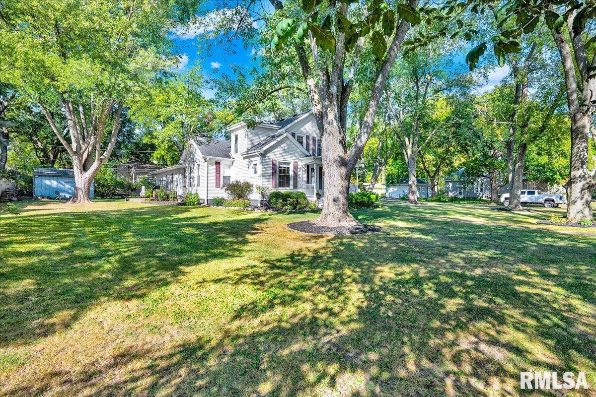 801 West 3rd Street Delavan, IL 61734 - Photo 31 of 45