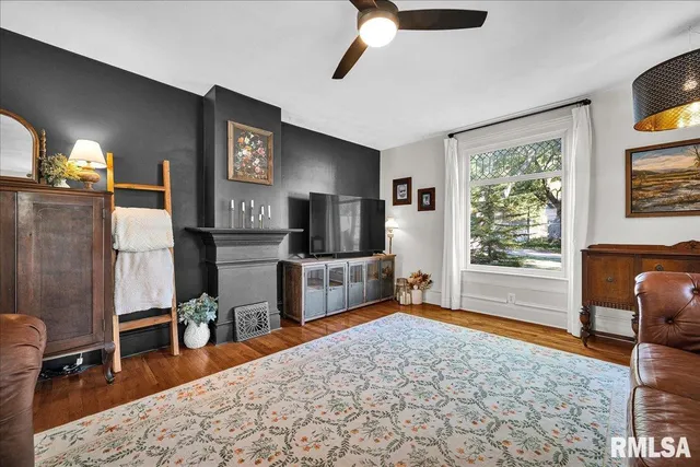 $224,000 | 801 West 3rd Street, Delavan, IL 61734