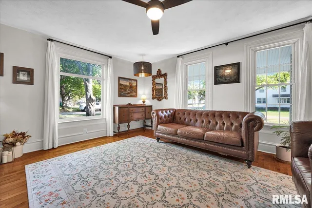 $224,000 | 801 West 3rd Street, Delavan, IL 61734