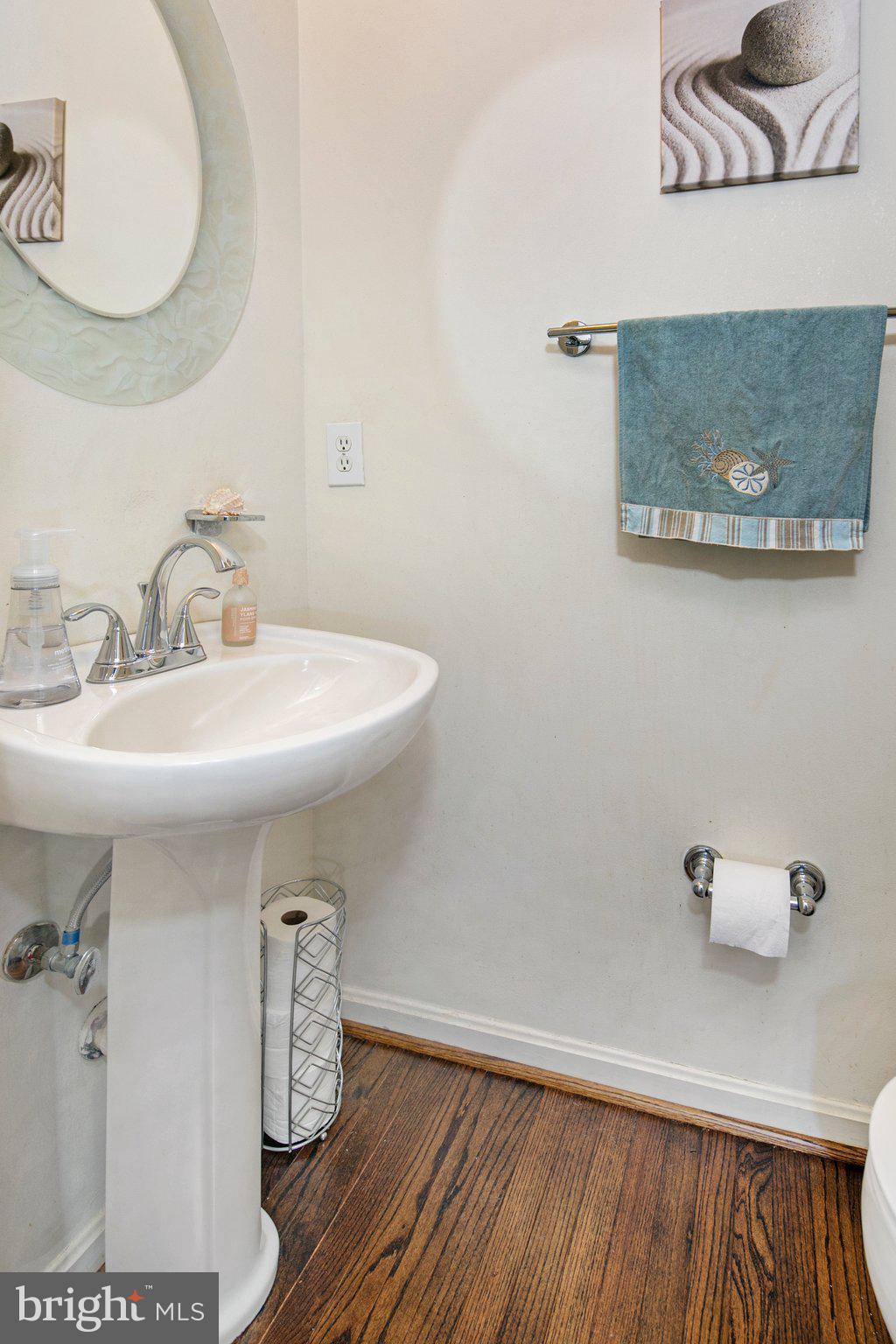 1747 Canal Run Drive Point of Rocks, MD 21777 - Photo 11 of 26 main level half bath