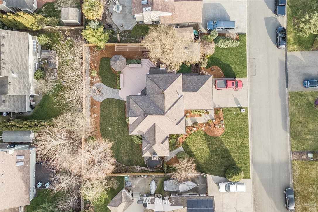 4614 Southwest 327th Place Federal Way, WA 98023 - Photo 4 of 40