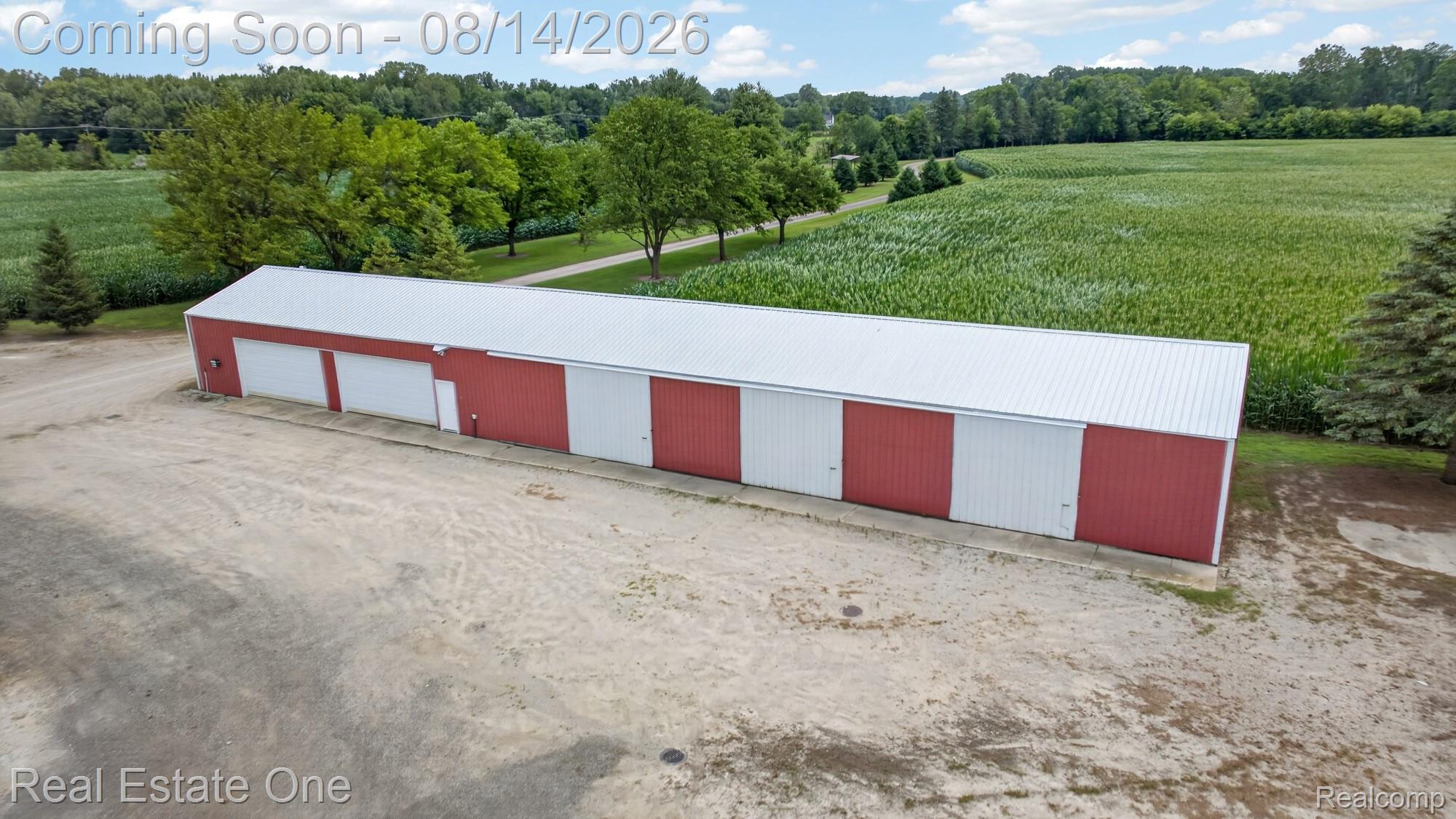12139 Gooding Road Milan, MI 48160 - Photo 76 of 98 metro shores media_067.jpg