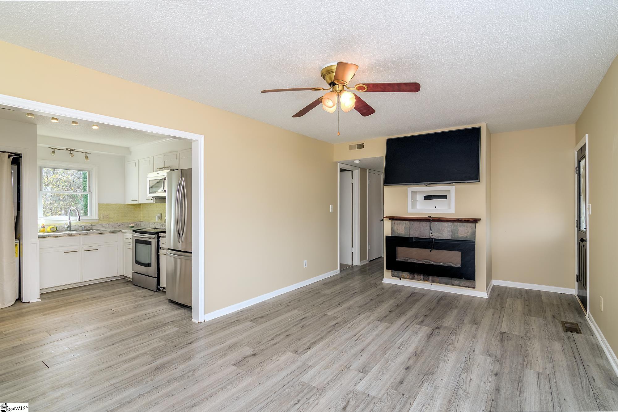 116 Johnson Street Duncan, SC 29334 - Photo 11 of 36