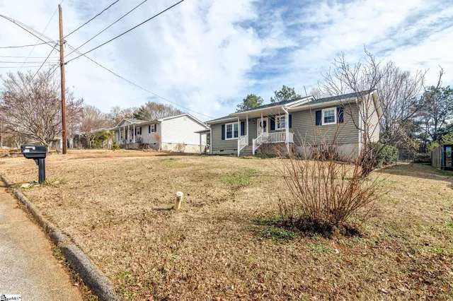 $200,000 | 116 Johnson Street, Duncan, SC 29334