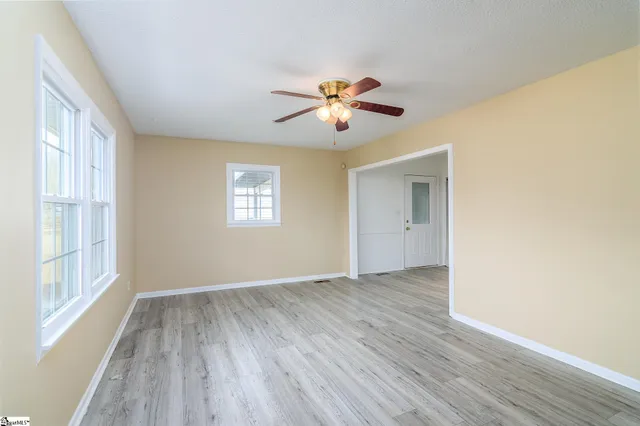 $200,000 | 116 Johnson Street, Duncan, SC 29334