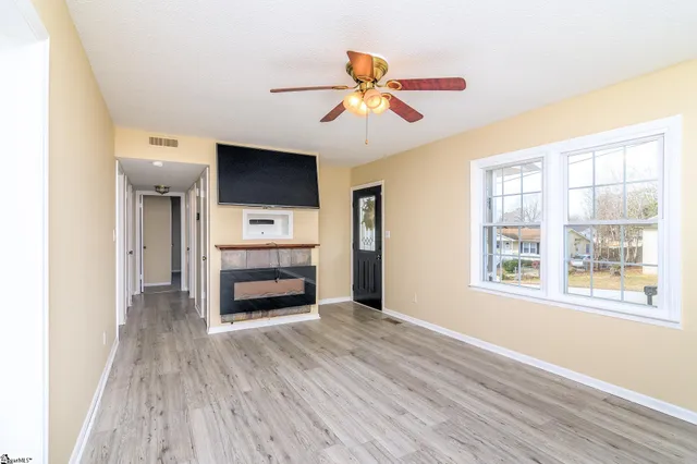 $200,000 | 116 Johnson Street, Duncan, SC 29334