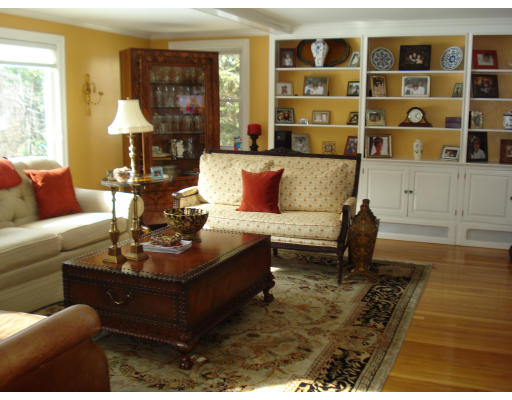 49 Madison Road Wellesley, MA 02481 - Photo 3 of 18 a living room with furniture and a rug