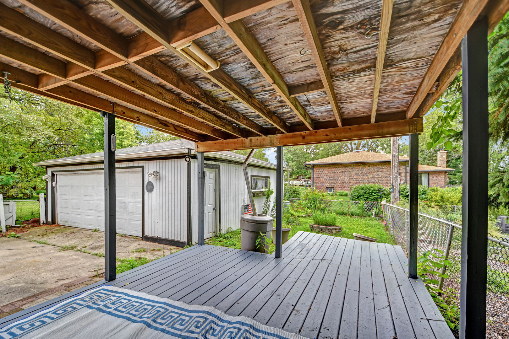 18932 Springfield Avenue Flossmoor, IL 60422 - Photo 19 of 22 a view of porch with wooden floor
