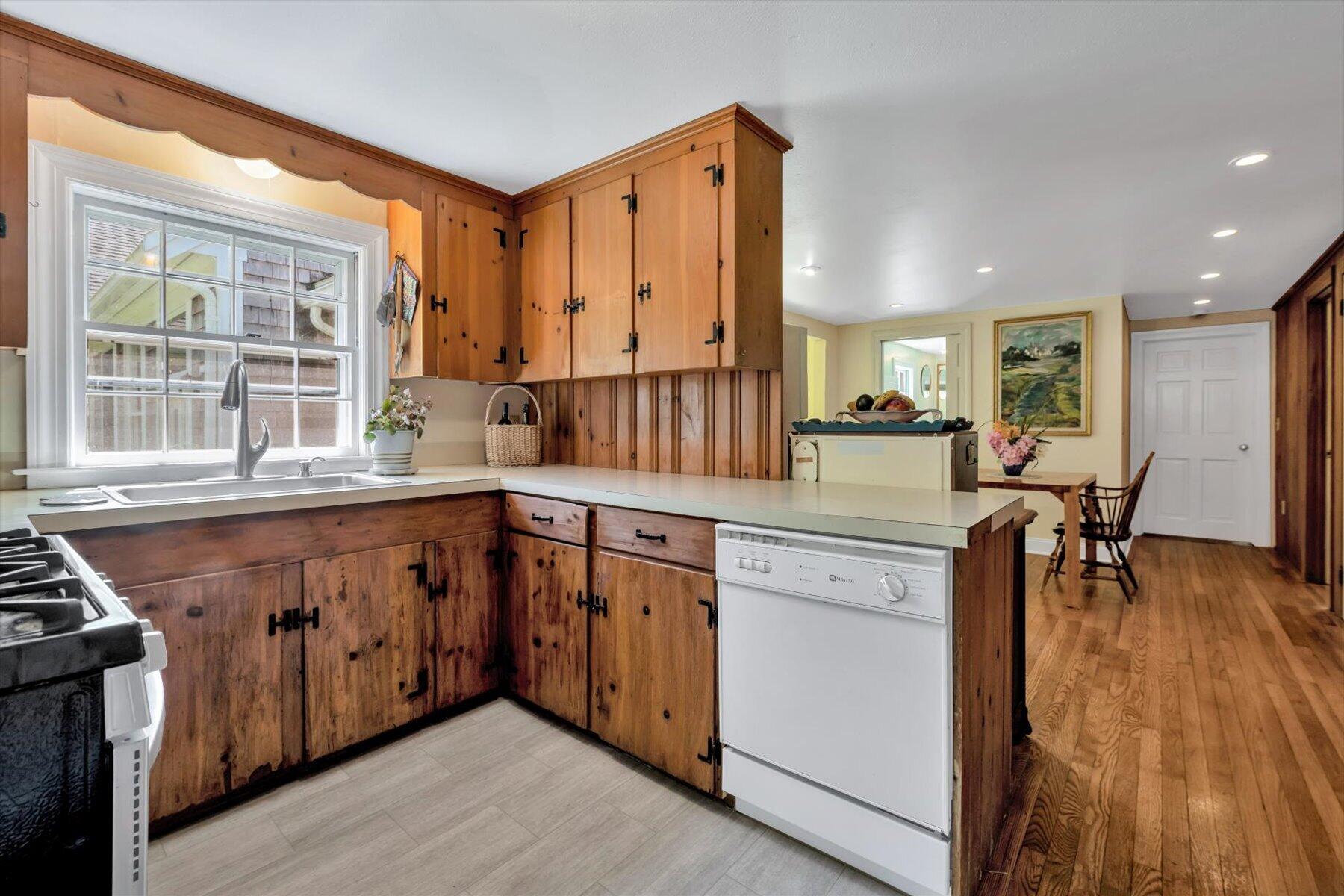 988 Crowells Bog Road Brewster, MA 02631 - Photo 25 of 92 10-IMGP5065