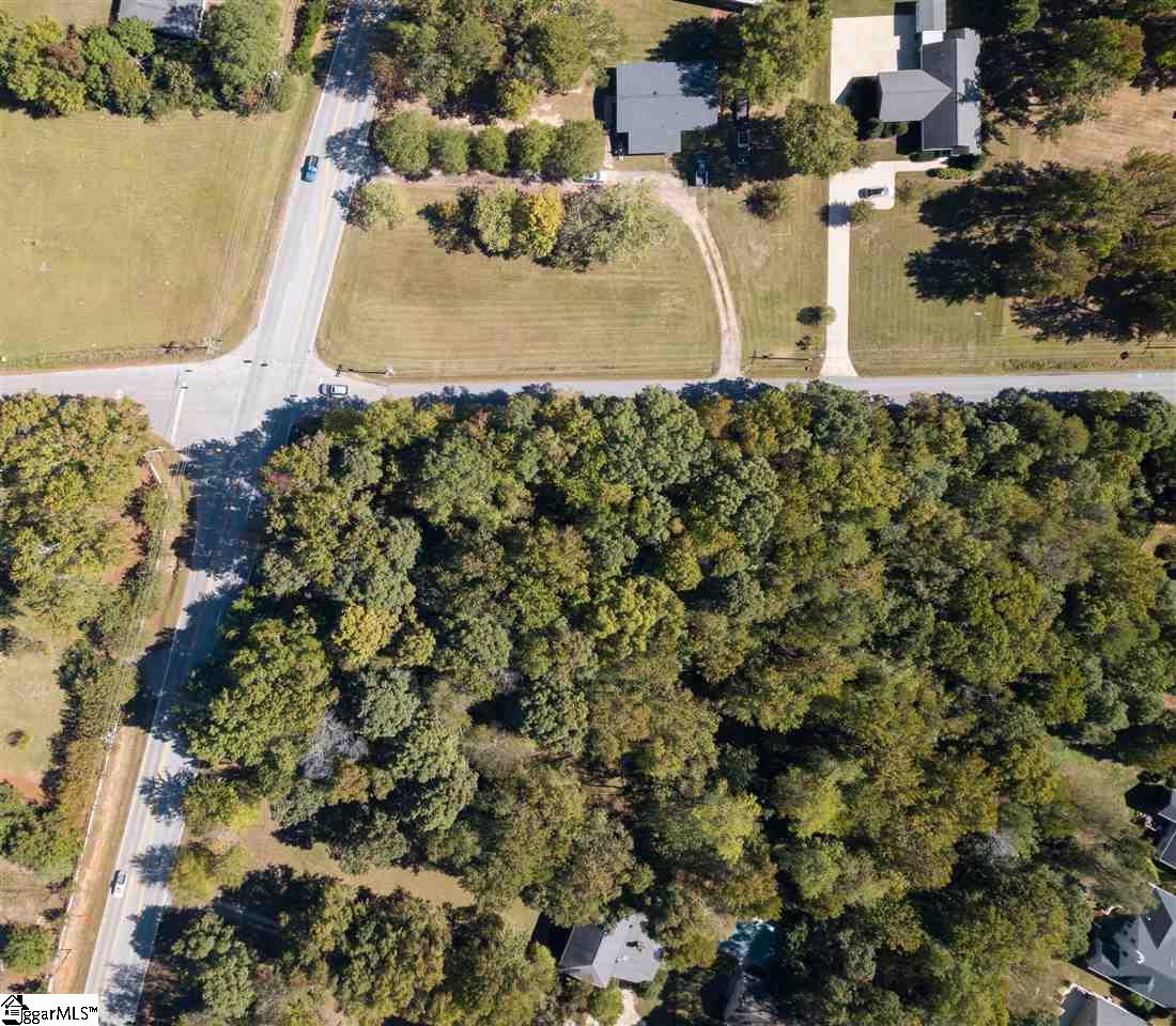 2423 Roper Mountain Road Simpsonville, SC 29681 - Photo 2 of 8 Gallery Image 2
