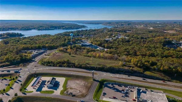 $949,000 | Bagnell Dam Blvd Lake, Lake Ozark, MO 65049