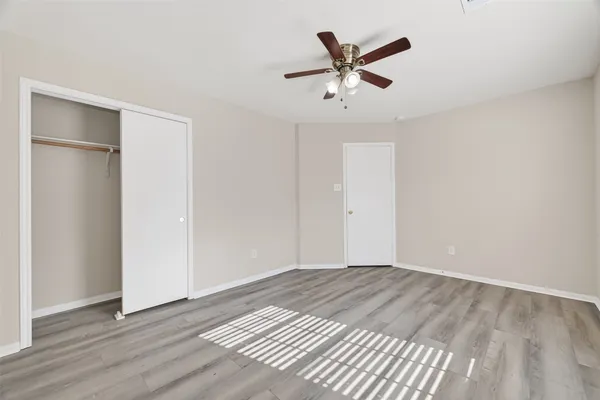 $2,595 | 19038 Winding Stream Lane, Houston, TX 77084