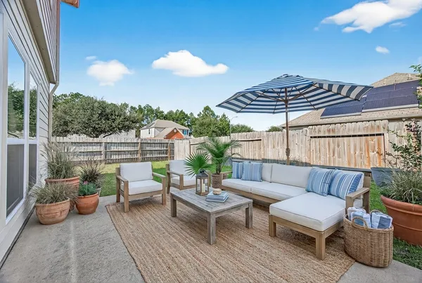 $2,595 | 19038 Winding Stream Lane, Houston, TX 77084