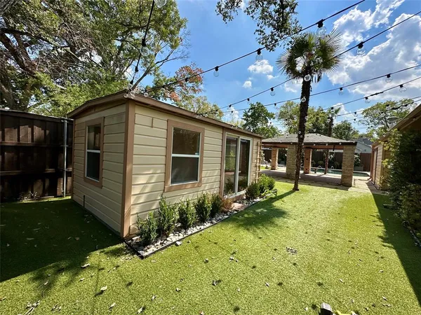 $1,175,000 | 3848 Shorecrest Drive, Dallas, TX 75209