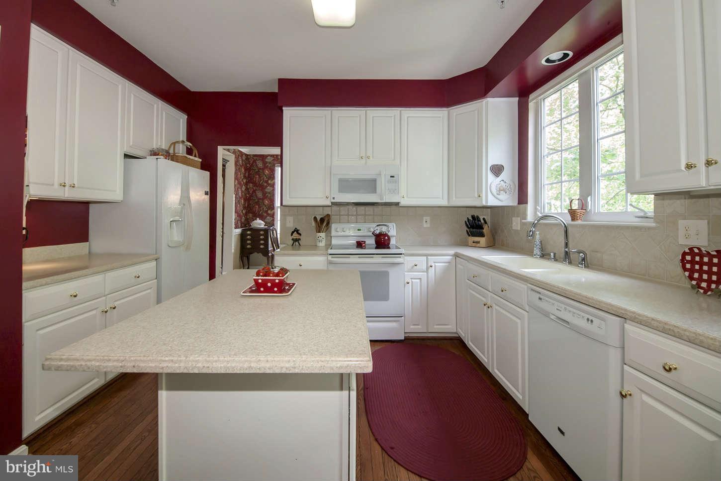 12402 Spring Ridge Court Laurel, MD 20708 - Photo 10 of 30 Kitchen
