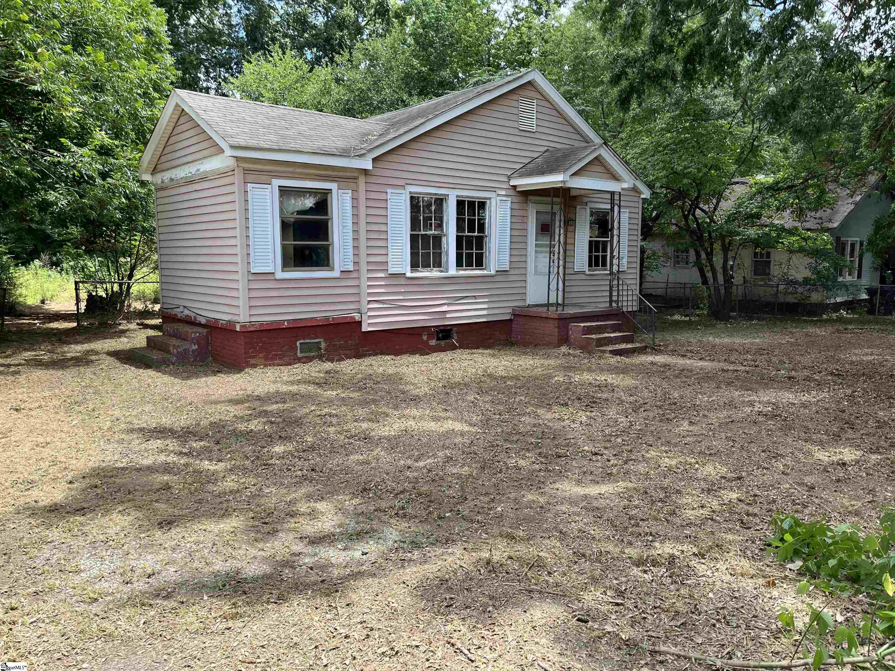 515 Mildred Street Anderson, SC 29621 - Photo 1 of 4