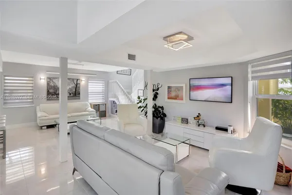 $5,900 | 15481 Southwest 47th Terrace, Unit 15481, Miami, FL 33185