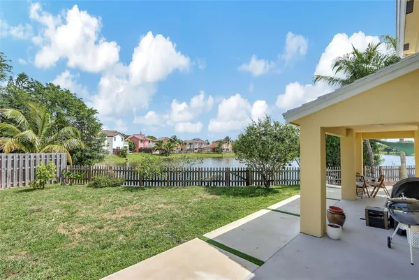 $5,900 | 15481 Southwest 47th Terrace, Unit 15481, Miami, FL 33185