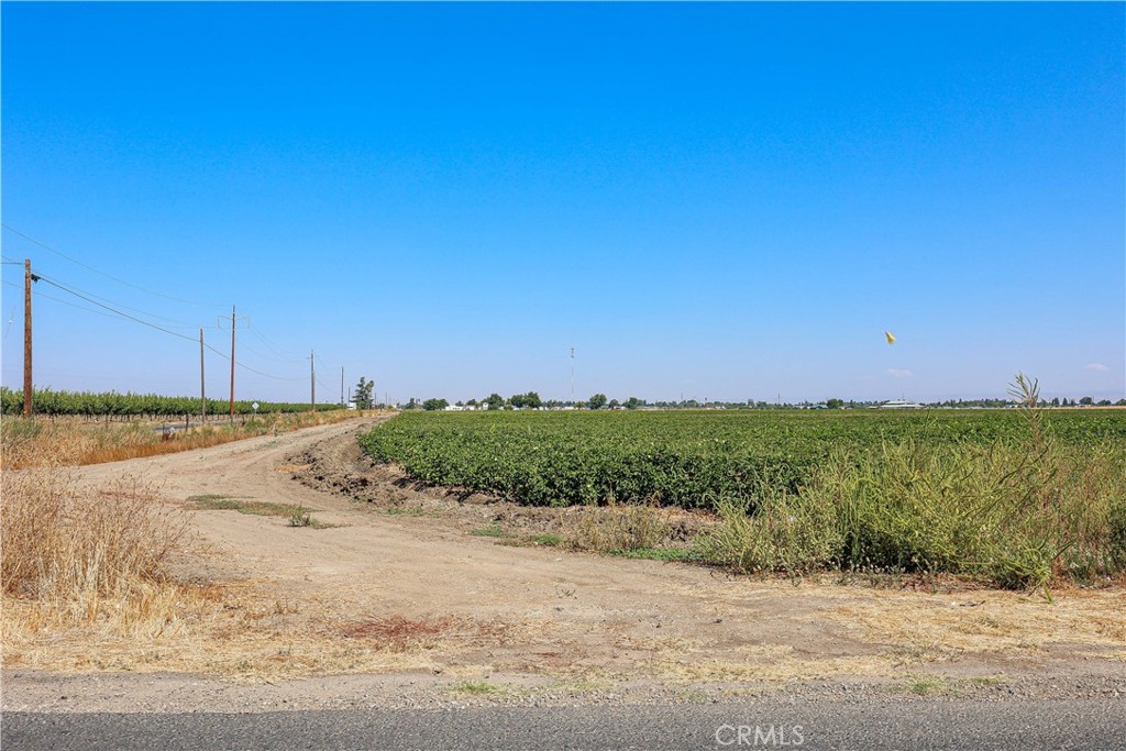 1-2 Henry Street Merced, CA 95341 - Photo 21 of 23 a view of a road with an ocean view