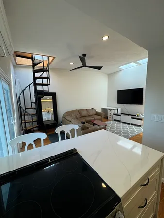 $4,400 | 608 Dorchester Avenue, Unit 3, Boston, MA 02127