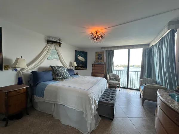 $9,000 | 1200 South Flagler Drive, Unit 802, West Palm Beach, FL 33401