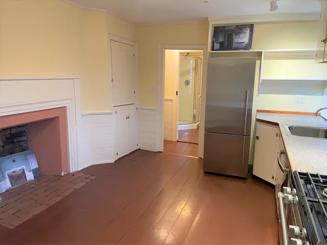 $2,900 | 72 Jefferson Street, Portsmouth, NH 03801