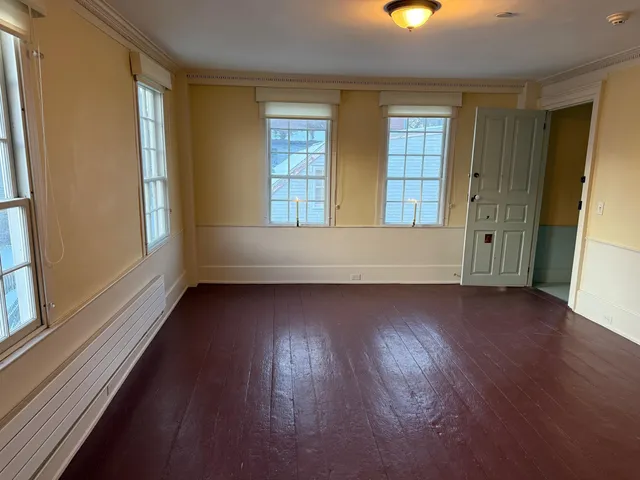 $2,900 | 72 Jefferson Street, Portsmouth, NH 03801