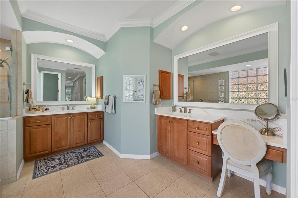 7072 Twin Hills Terrace Lakewood Ranch, FL 34202 - Photo 23 of 58