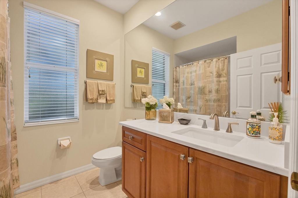 7072 Twin Hills Terrace Lakewood Ranch, FL 34202 - Photo 32 of 58