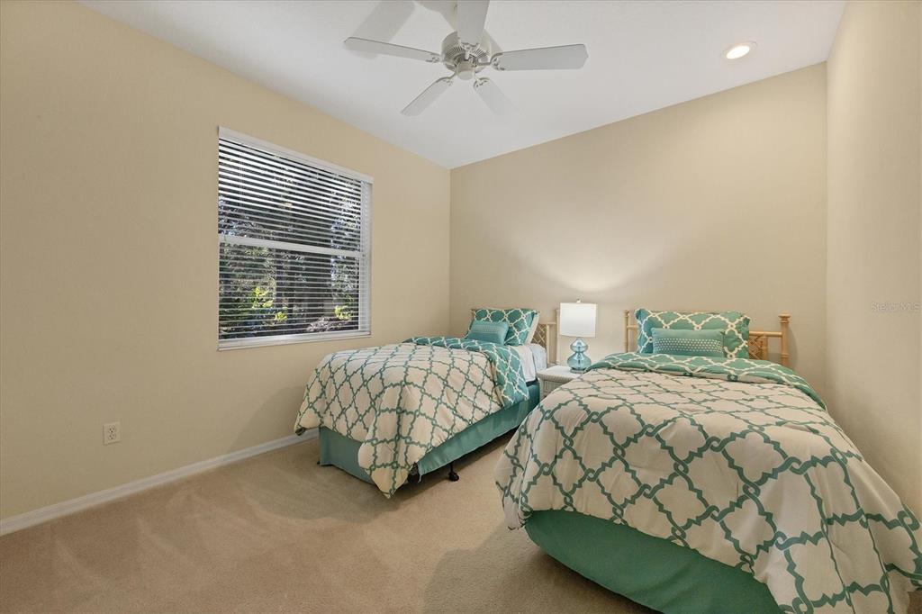 7072 Twin Hills Terrace Lakewood Ranch, FL 34202 - Photo 33 of 58