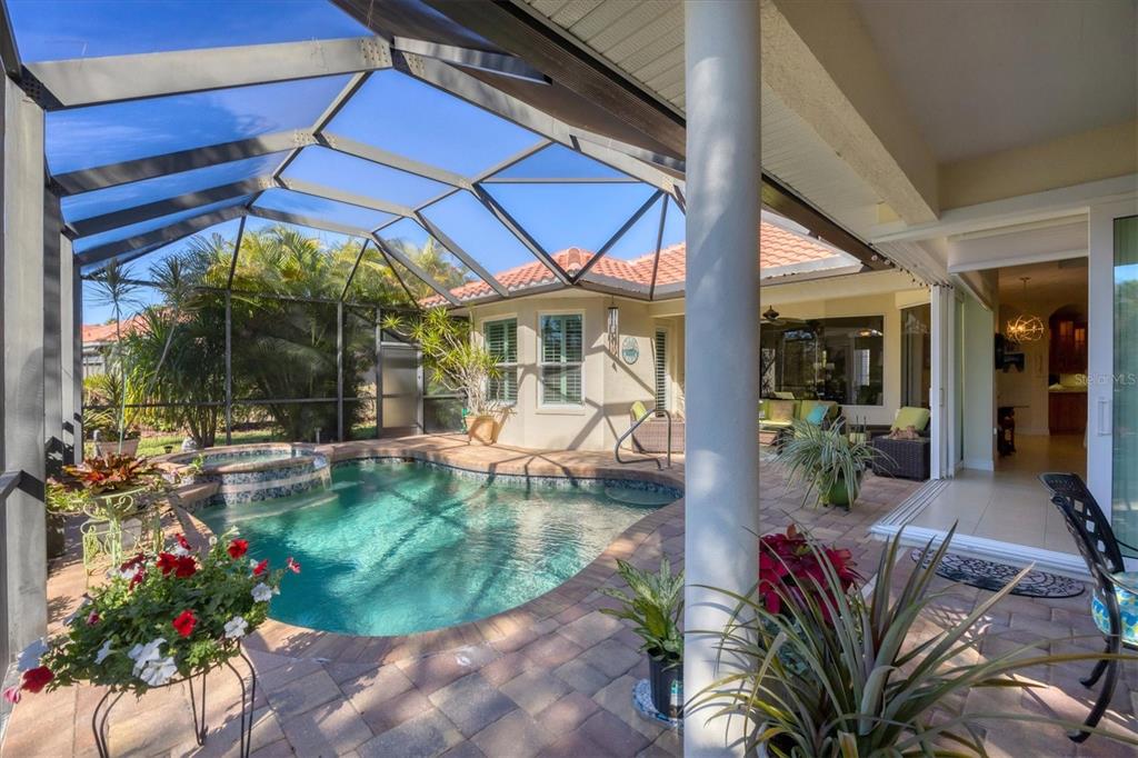 7072 Twin Hills Terrace Lakewood Ranch, FL 34202 - Photo 34 of 58