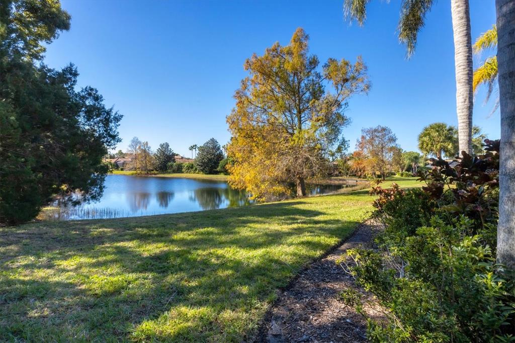 7072 Twin Hills Terrace Lakewood Ranch, FL 34202 - Photo 37 of 58
